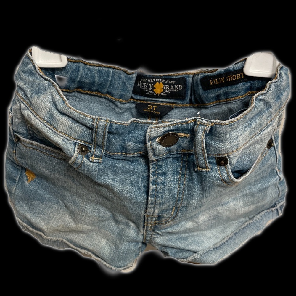 Lucky brand jean shorts 3T  *PLEASE BUNDLE! 30% off & Lower shipping w/4+ items